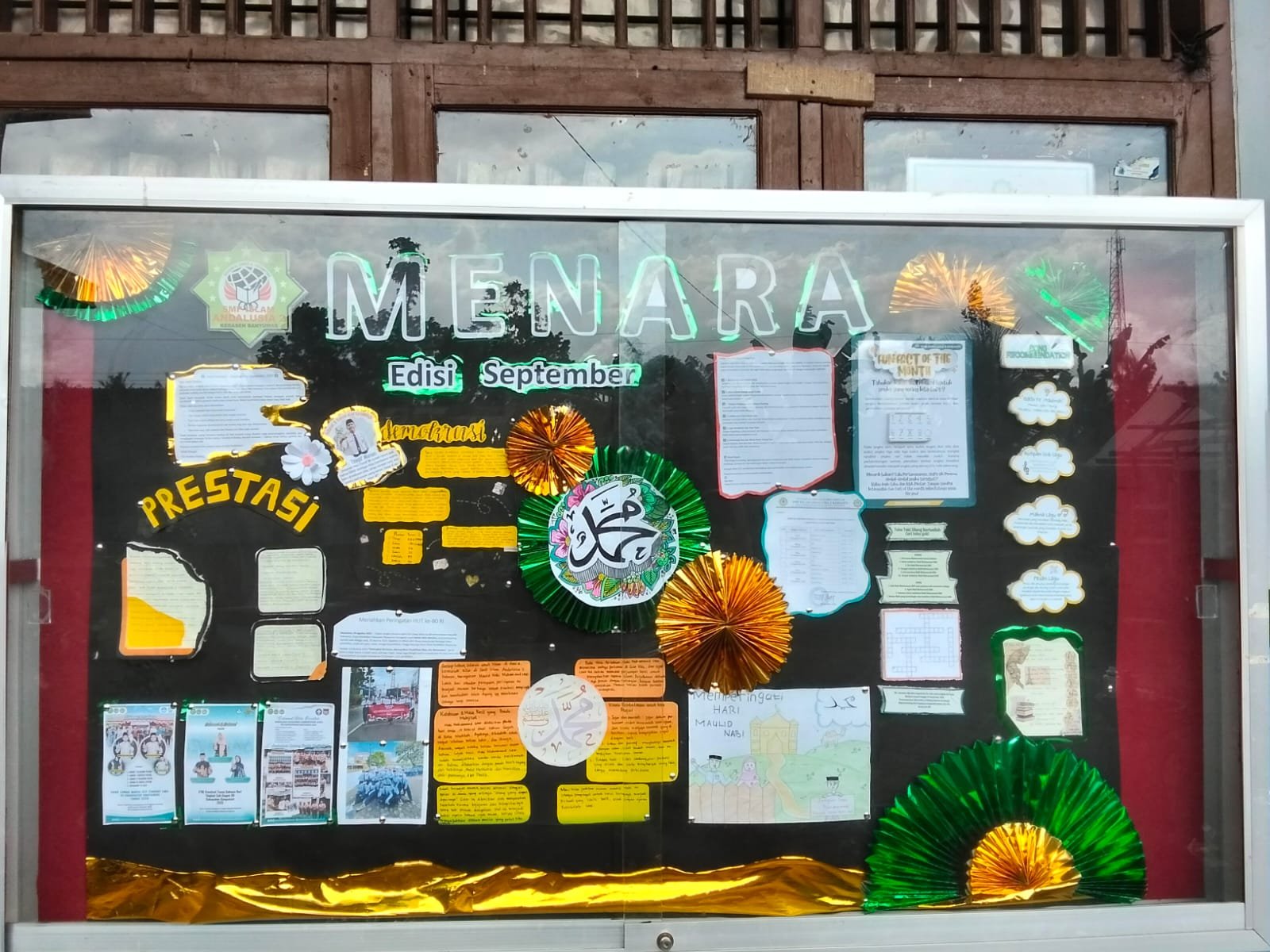 Hidupkan Semangat Literasi Melalui Majalah Dinding Sekolah